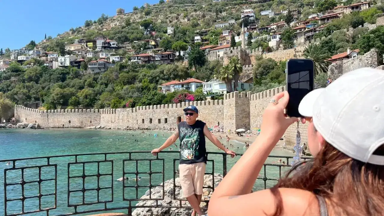 O Ülkeler Zirvede: İşte Antalya’nın Turist Listesi 2